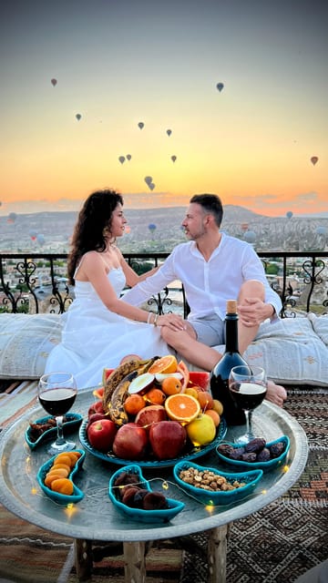 Cappadocia: Terrace Photo Spot With Balloon Flight View - What to Bring and What Costs Extra