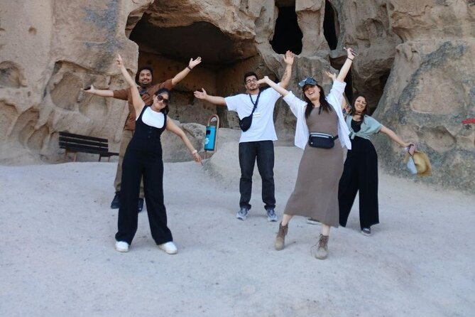 Cappadocia Tour (Red Tour with Lunch and Guide) - Göreme panorama viewpoints and balloon watching timing