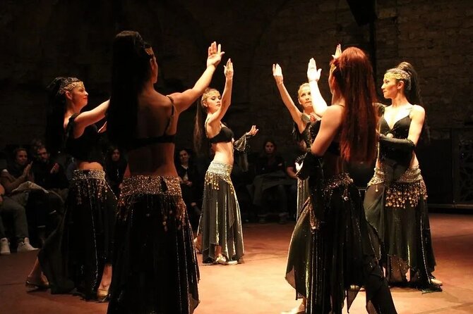 Cappadocia Traditional Turkish Night Show and Dinner - Getting there in Göreme: pickup, transit, and timing