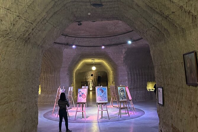 Cappadocia VIP Red Tour with Göreme Open Air Museum (all inc.) - Stop 4: Fairy Chimneys and Monks Valley (about 1 hour, tickets included)