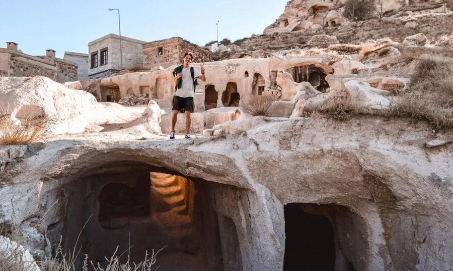 Daily Cappadocia tour start from Istanbul by plane - Group size and language: better questions, better pacing