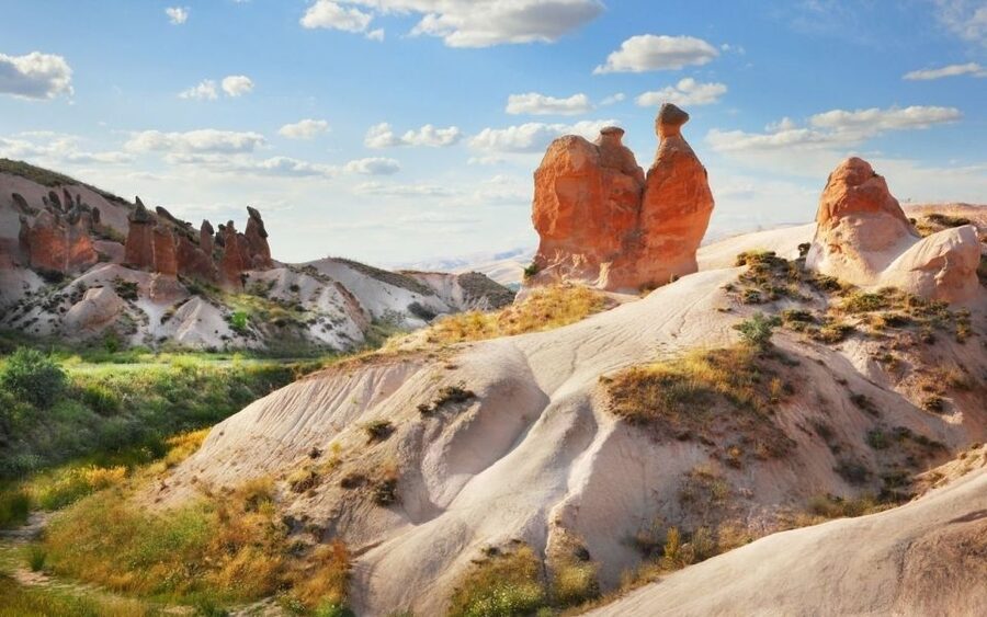 From Nevşehir: Cappadocia Highlights Trip w/ Lunch & Pickup - Goreme Open Air Museum: cave churches and frescoes you can feel