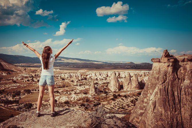 Full-Day Cappadocia Private Red Tour with Balloon Ride - Stop 1, Soganli Valley: start with a canyon feel and keep your eyes open