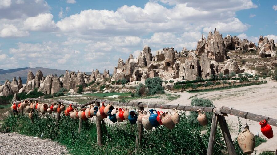 Full Day Cappadocia Red and Green Combined Guided Day Tour - Pigeon Valley in Uçhisar, doves, cliffs, and easy scenic walking