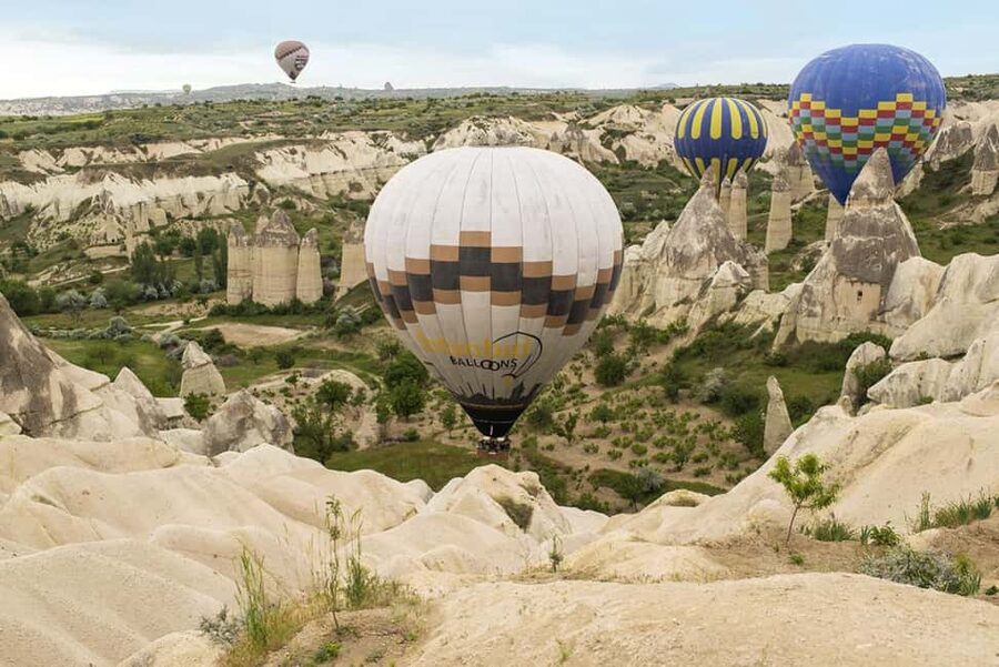 Göreme: Sunrise Hot Air Balloon Ride over Cappadocia - Hotel Pickup to Launch Site: A Calm Start, Not Chaos