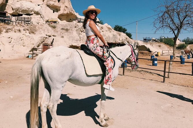 Horse Back Riding Tour - Pickup and the 9:30 am start: a smoother day than you expect