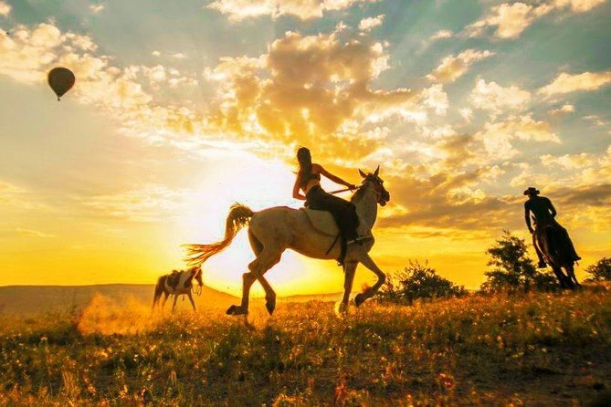 Horse Riding in Cappadocia in fairy chimeys - Why the guide-led format is a smart choice