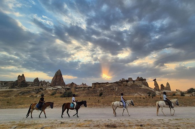 Horseback Ride in Göreme Valleys Cappadocia 2 hours - Kızıldere (Red Valley): sunset views that actually make sense