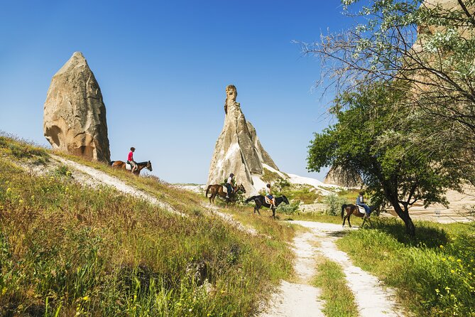 Horseback Riding Experience in Beautiful Valleys of Cappadocia - Riding the Valleys: What You’ll See and How It Feels