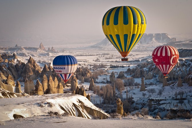 Hot Air Balloon ride in Cappadocia - Champagne breakfast and snacks: why the food matters on balloon mornings
