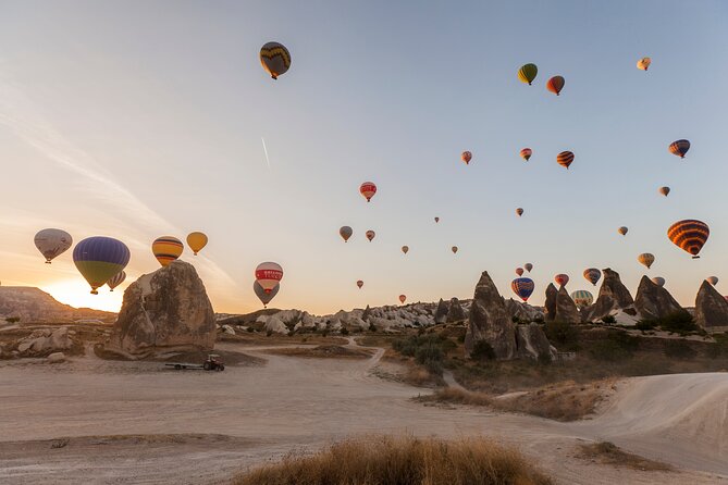 Hot Air Balloon Ride in Cappadocia / Goreme - What’s included before you fly: tea, coffee, and snack breakfast