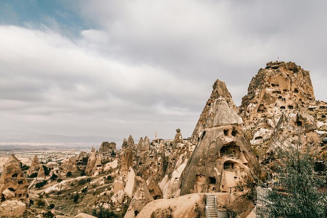 Hot-Air Balloon Ride + Private Cappadocia Tour - Uçhisar Castle: short stop, strong payoff