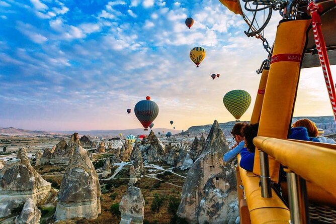 Hot Air Magic in Cappadocia ( official company ) - The 5:30 am routine, pickup timing, and group size (56 max)
