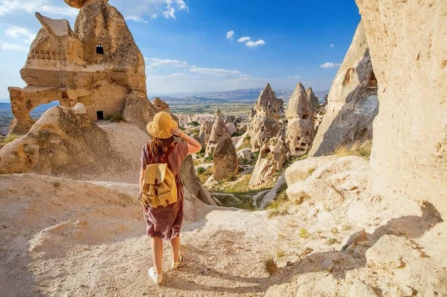 Istanbul: 2-Day Trip to Cappadocia with Flights & Lunchs - Kaymakli Underground City at Dusk, Plus a Cave-Hotel Night