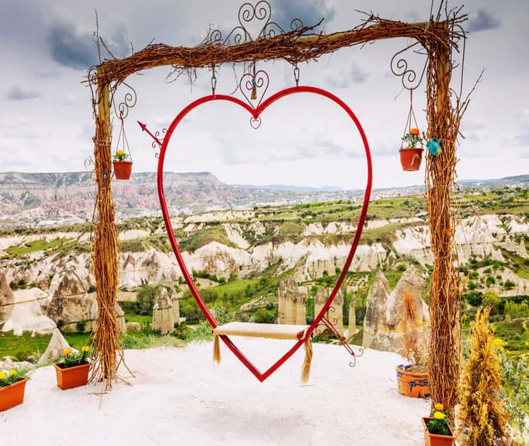 Istanbul: Cappadocia Day Trip with Flights & Lunch - Price and value: is $446 fair for a day like this?