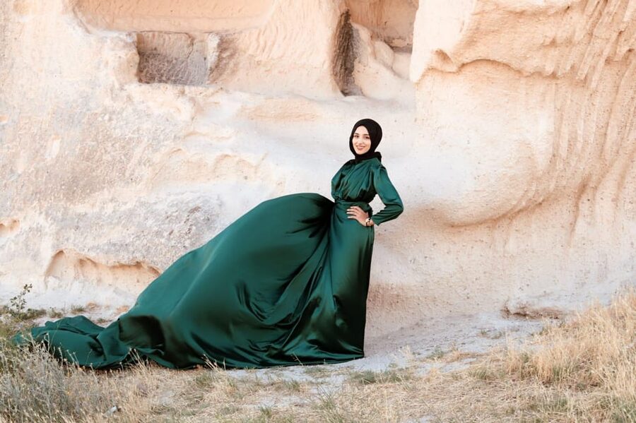 LONG FLYING DRESS FOR RENTAL CAPADOCIA - Choosing your dress the smart way: try-on first, not guesswork