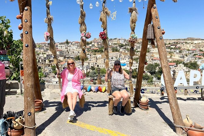 NO HIDDEN COST: Red&Green Combined Tour LUNCH+ENTRY TICKETS - Lunch plus pottery: where the day turns from history into experience