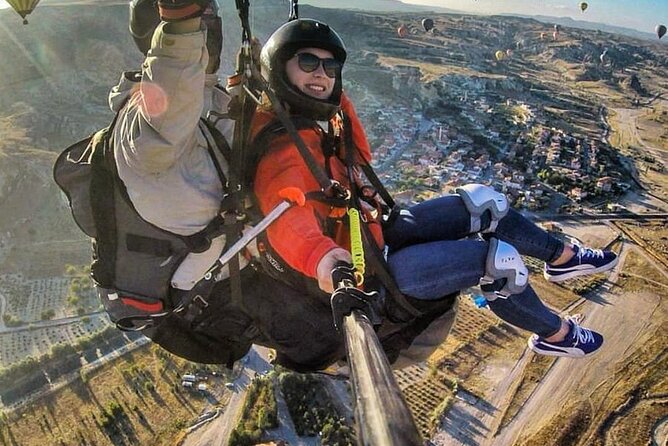 Paragliding Experience in Cappadocia - What to wear and how to get comfortable before takeoff