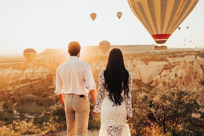 Private Photoshoot Experience in Magical Cappadocia - The one-hour flow, from pickup to digital photos