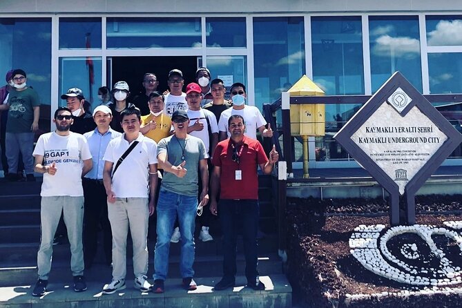 Red and Green Combined Tour +Lunch - Hotel pickup, air-conditioned riding, and staying sane during an 8-hour day