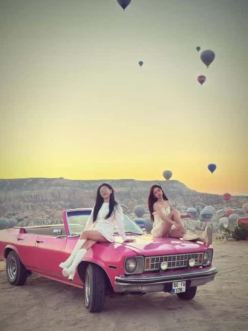 Sunrise Balloon Viewing with Classic Car –Magical Cappadocia - Rose Valley at first light: the 20-minute balloon setup moment