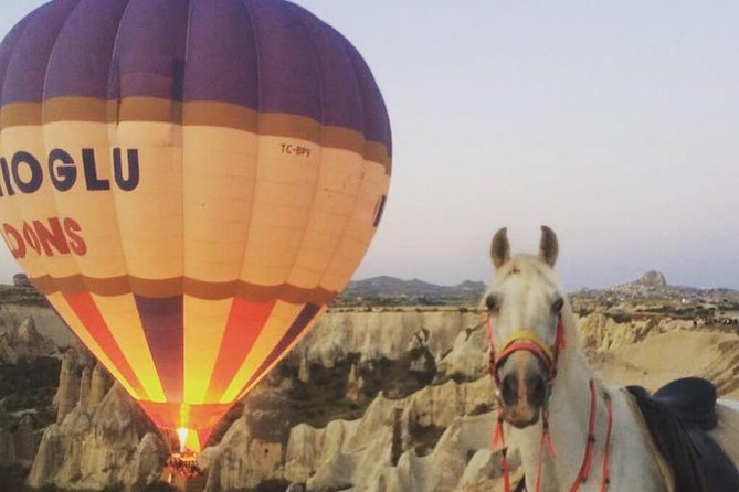 Sunrise Horsebackriding Tour in Cappadocia - Getting started: meeting point, small group pace, and what to bring