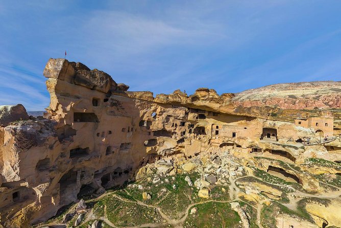 Tour of Highlights of Cappadocia with Lunch - Pasabag and Monks Valley: fairy chimneys with a clear target