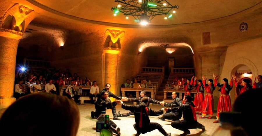 Turkish Night Show - How the Avanos time adds food, wine, and stage momentum