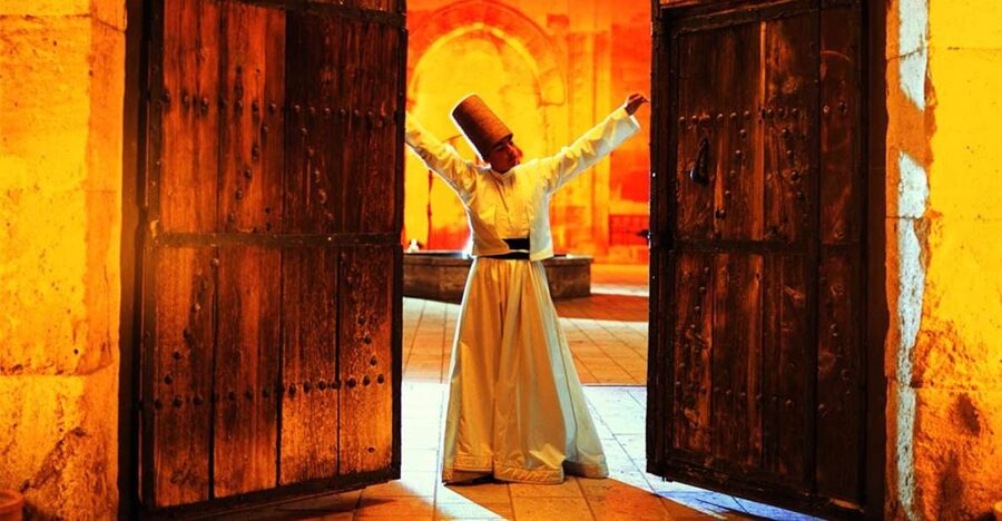 Whirling Dervish Show - Reed instruments and the pace of attention